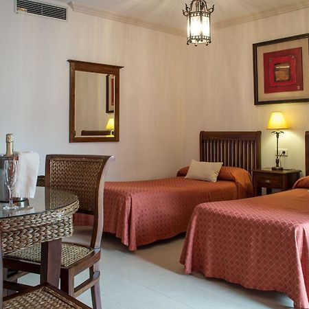 Apartamentos Plaza Cavana 5 Nerja Dış mekan fotoğraf