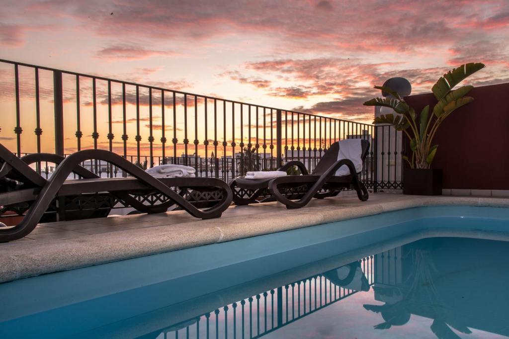 Apartamentos Plaza Cavana 5 Nerja Dış mekan fotoğraf