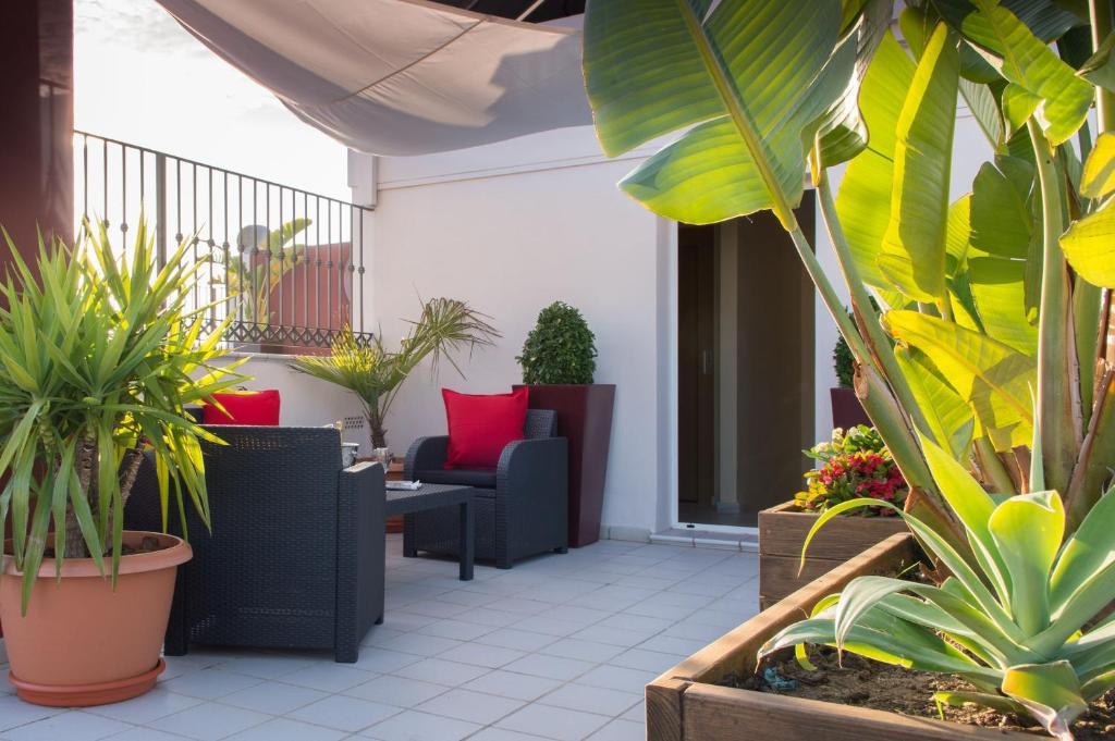 Apartamentos Plaza Cavana 5 Nerja Dış mekan fotoğraf